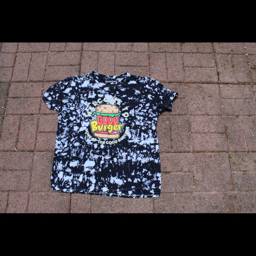 2017 Nickelodean “Welcome to Goodburger” tee